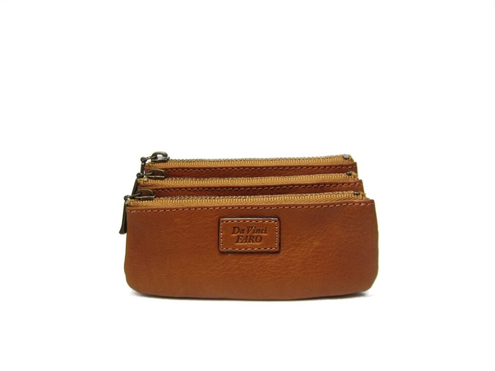 AROMA Leather Goods Triple Zip Case – M COGNAC ダヴィンチファーロ コレクション