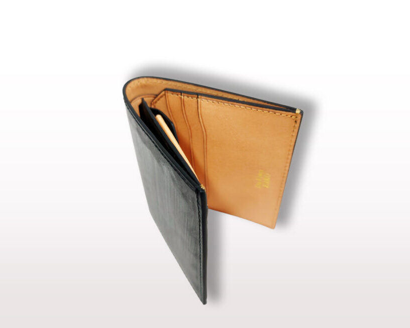 NICOLA Bridle Misto Bi fold Wallet(with Coin Pocket) BLACK