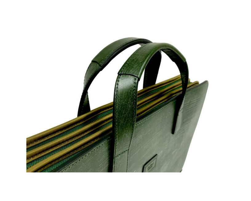 Alba Bridle Misto 3zip Shoulder Bag GREEN