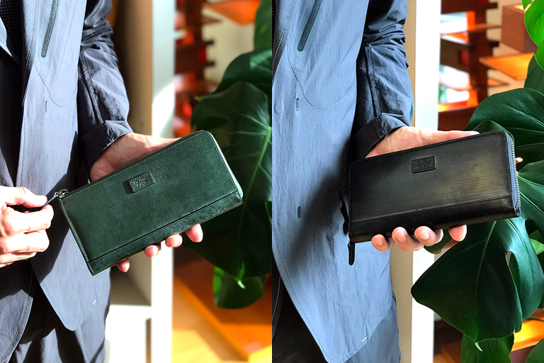 ブライドルレザーのL字・ラウンドジップ長財布の手持ち画像